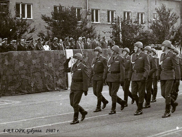 Rok 1987. Rok 1987.