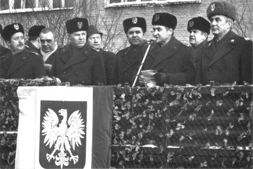 Rok 1985. Rok 1985.
