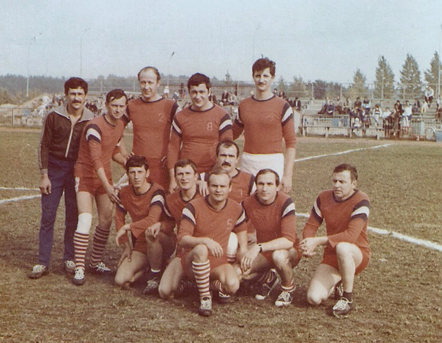 Mecz piłki nożnej z drużyną komisariatu MO w Nowogardzie ? 1980.