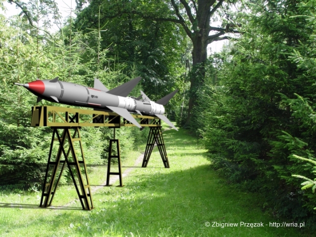 Stojak RSP-1 do przechowywania rakiet w warunkach polowych.