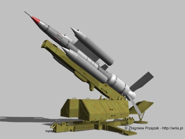 Rakieta W?758 (22D) dla PZR S?75 na wyrzutni startowej.