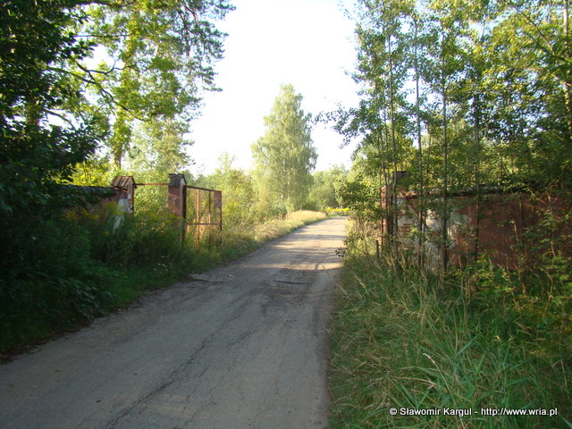 Brama wjazdowa do 18. dr OP m. Pszczyna. Brama wjazdowa do 18. dr OP m. Pszczyna.