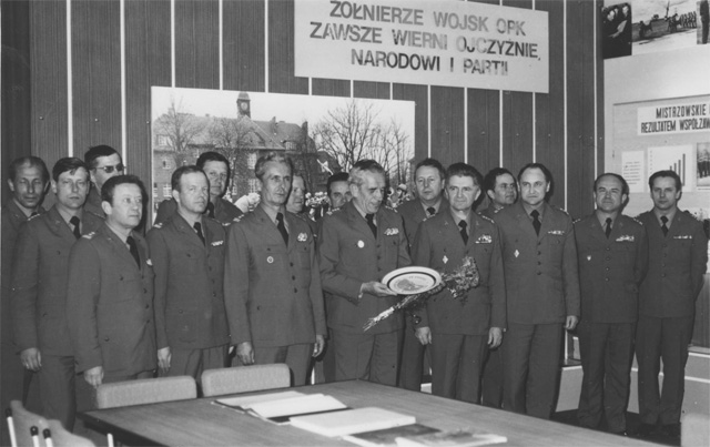 Rok 1980, wizyta gości w 79. spr OP. Rok 1980, wizyta gości w 79. spr OP.