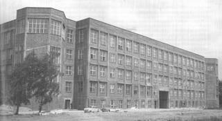 Bydynek główny WAT, rok 1961.