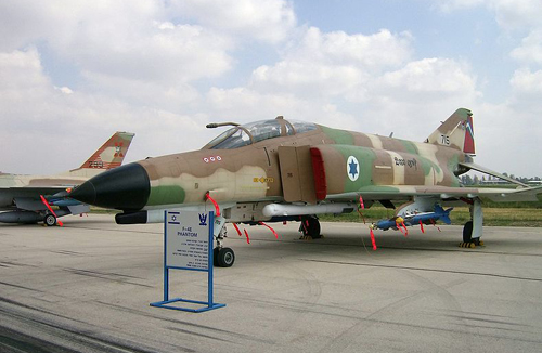 Samolot F-4E