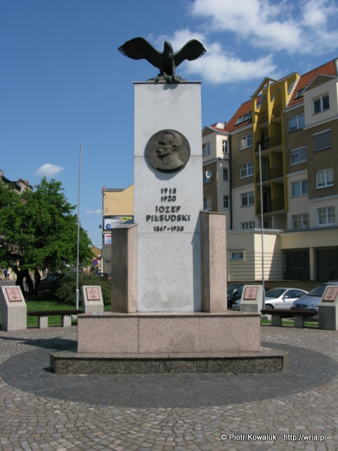 Pomnik marszałka Józefa Piłsudskiego. Pomnik marszałka Józefa Piłsudskiego.