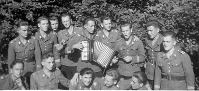 Po końcowych egzaminach - Koszalin 1950r.
